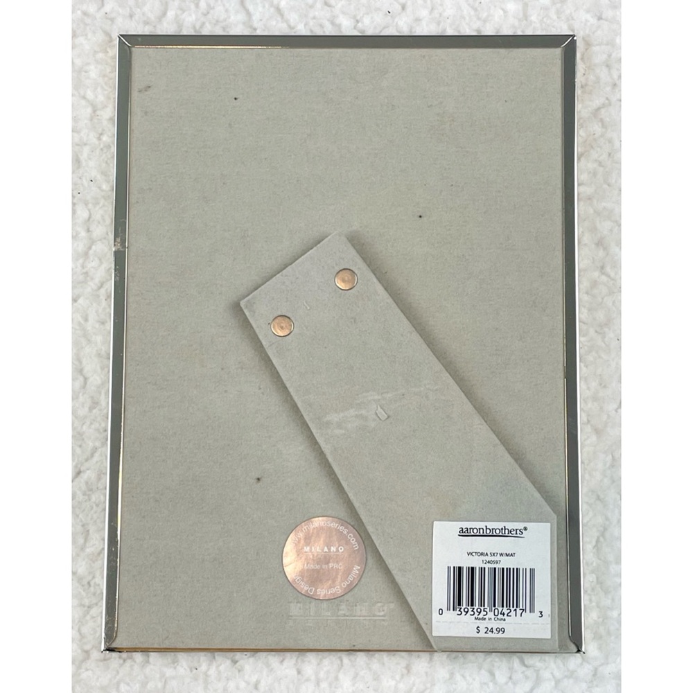 AARON BROTHERS • Silver/White Victoria 5x7 Milano Series Photo Frame - Picture 2 of 11